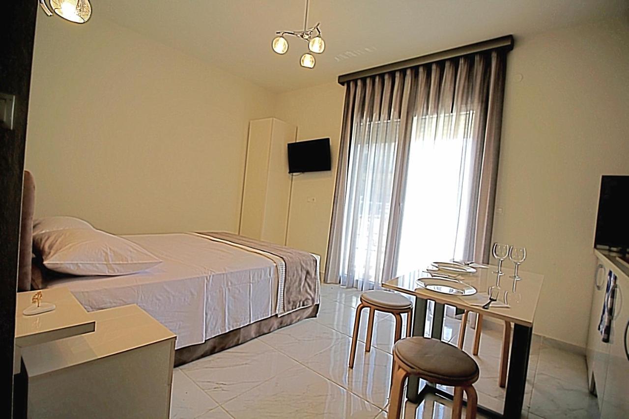 Sky Rays Luxury Apartments Nikiti  Zewnętrze zdjęcie