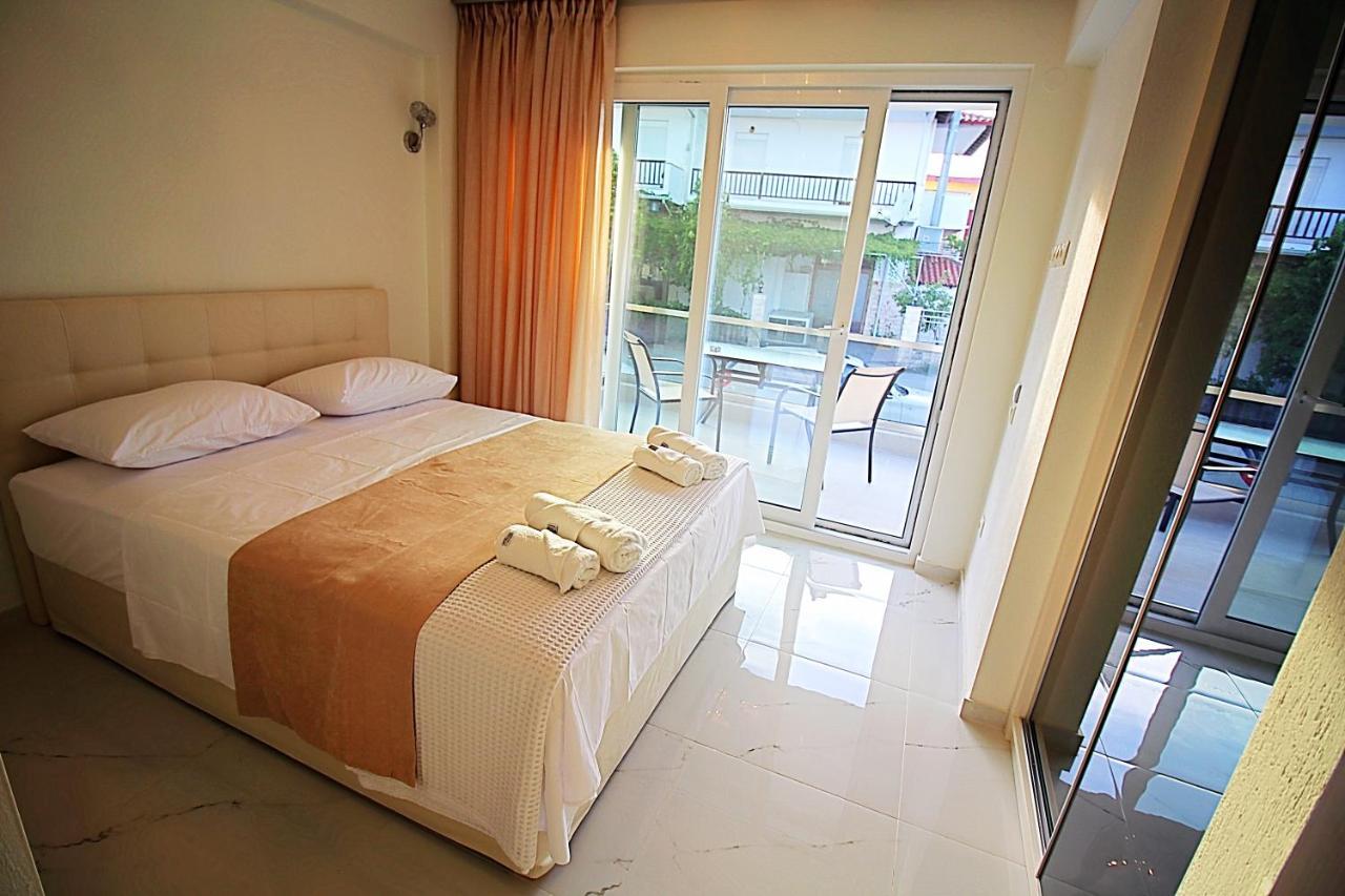 Sky Rays Luxury Apartments Nikiti  Zewnętrze zdjęcie