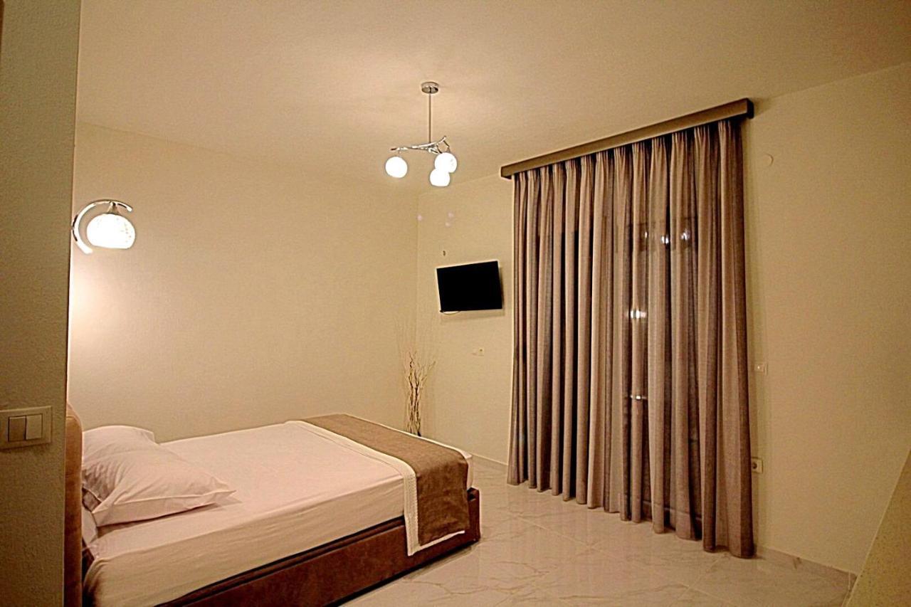 Sky Rays Luxury Apartments Nikiti  Zewnętrze zdjęcie