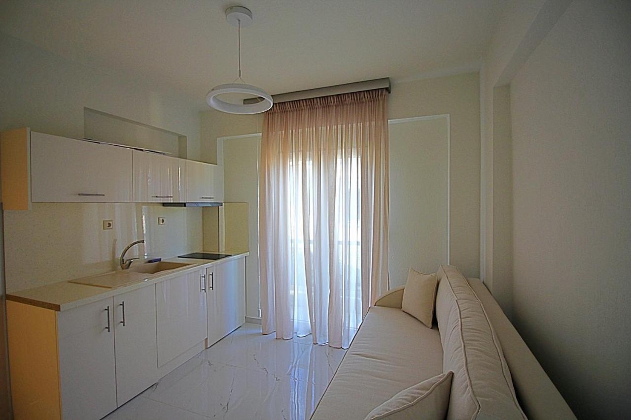 Sky Rays Luxury Apartments Nikiti  Zewnętrze zdjęcie