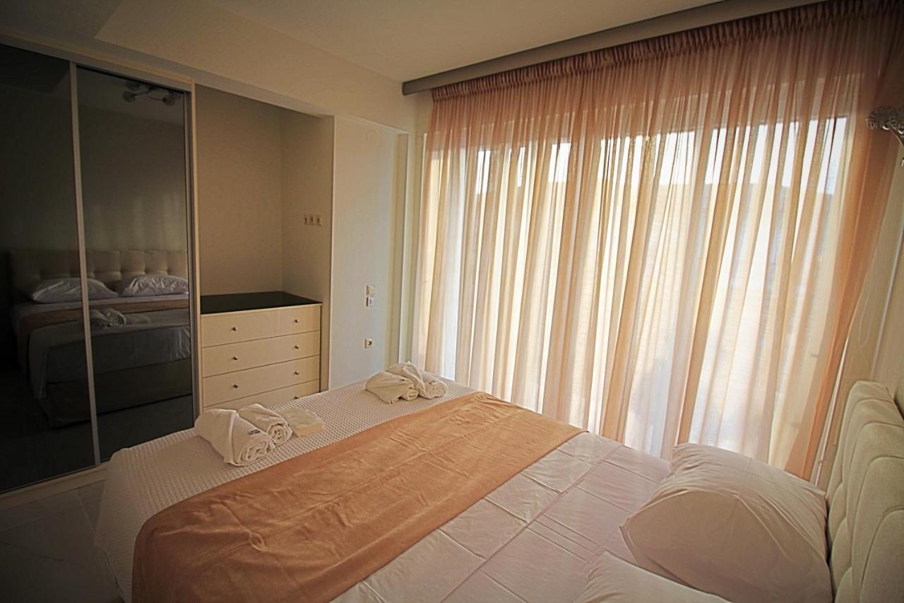 Sky Rays Luxury Apartments Nikiti  Zewnętrze zdjęcie