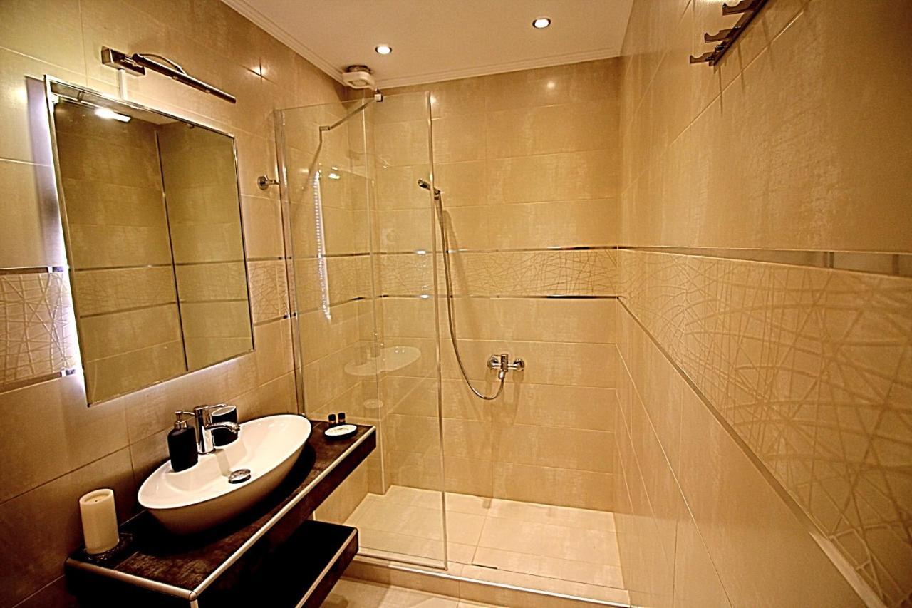 Sky Rays Luxury Apartments Nikiti  Zewnętrze zdjęcie