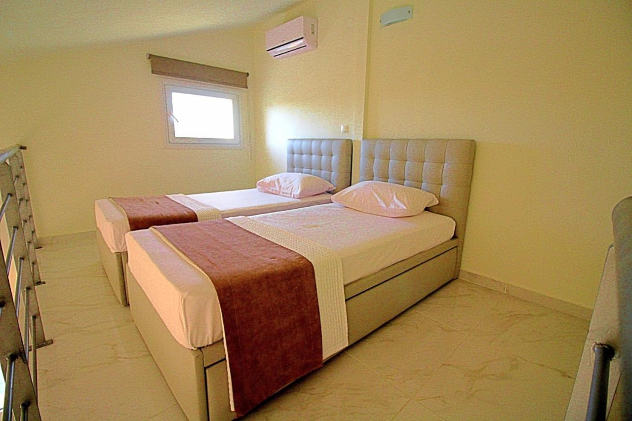 Sky Rays Luxury Apartments Nikiti  Zewnętrze zdjęcie
